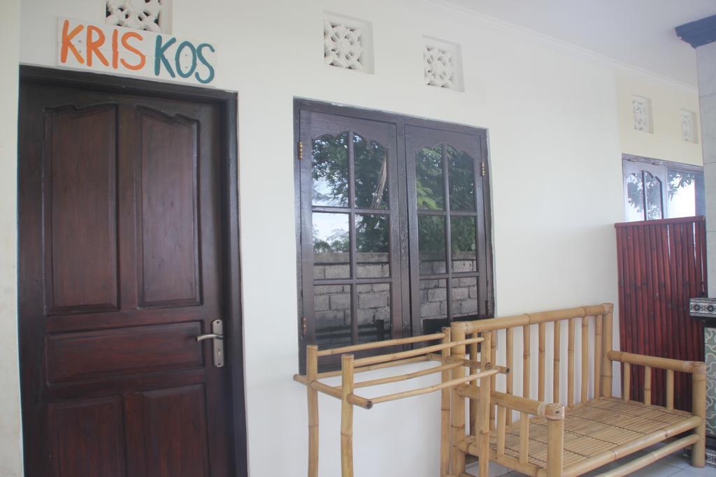 Hotel Kris Kos Canggu Habitación foto